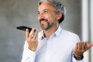 Manfaat Hemat yang Diperoleh dari Notulensi Otomatis Berbasis AI